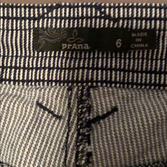 Prana striped shorts - Picture 2 of 3